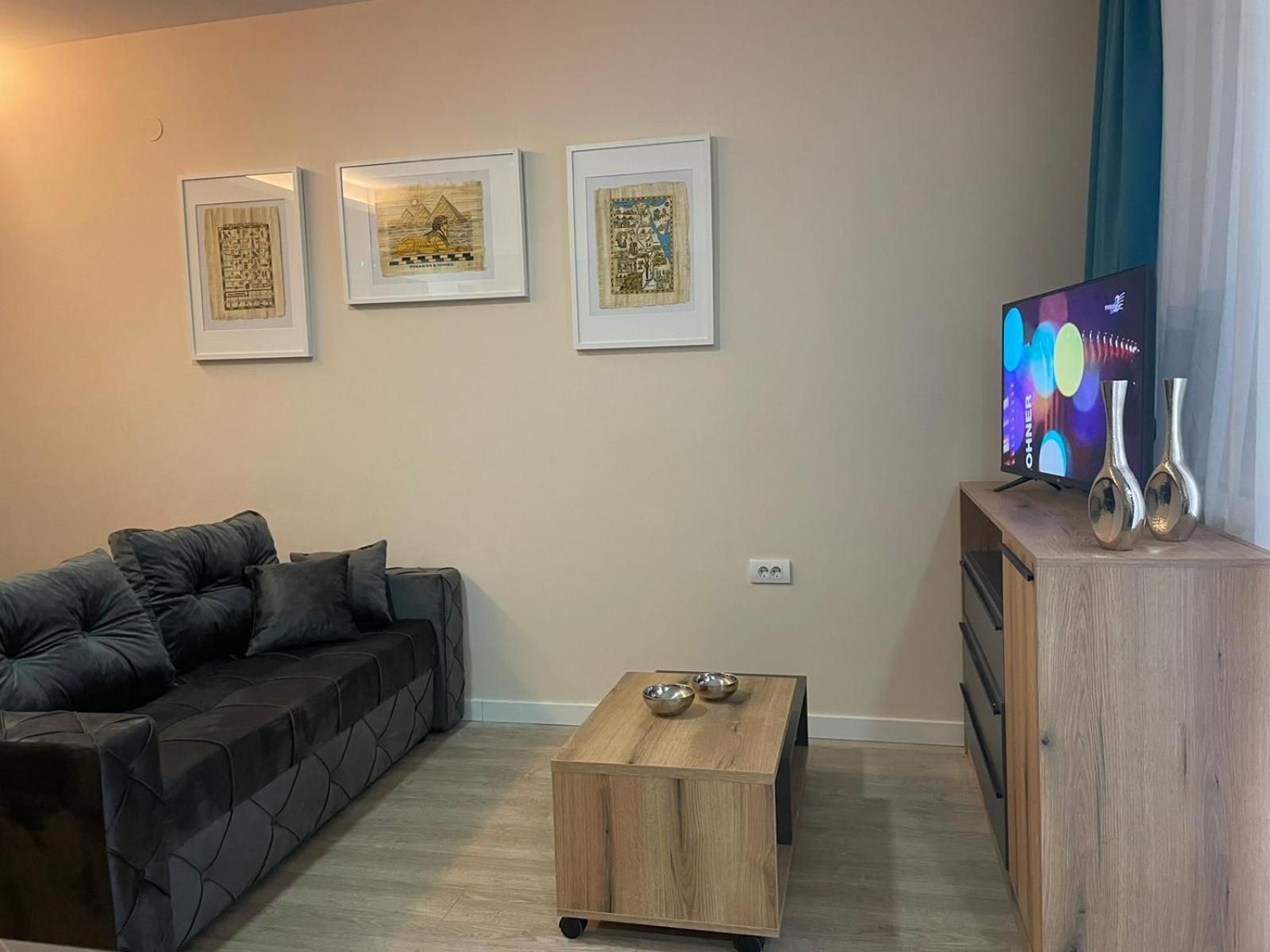 Galaxy Apartment *